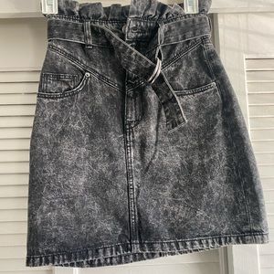 H&M High Waisted Skirt